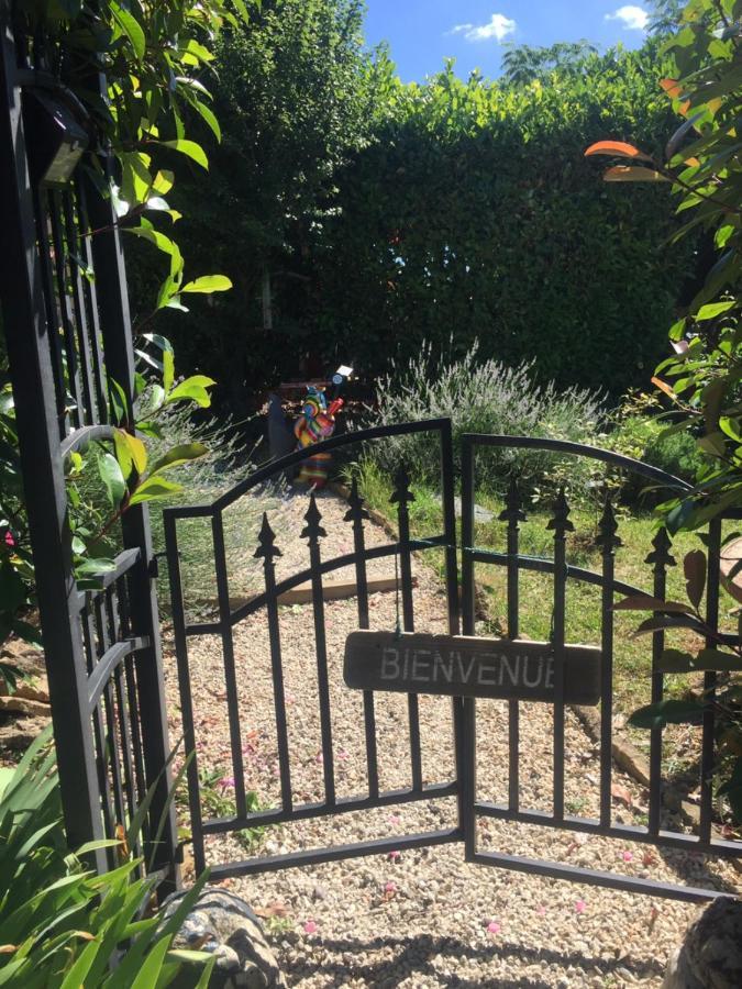 Le Jardin De Theleme "Charme Discret Pour Un Nid Douillet" Villa Mazille Exterior photo